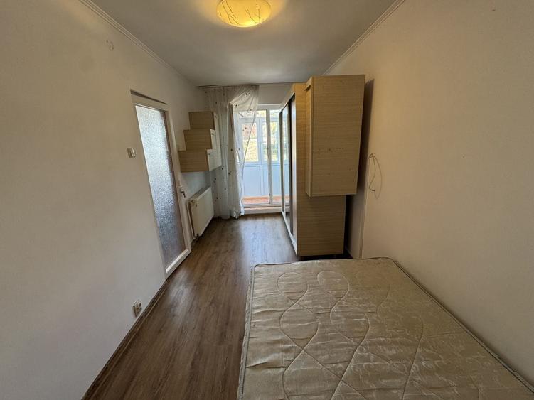 Apartament cu 2 camere semidecomandat, mobilat în Filipeștii de Pădure