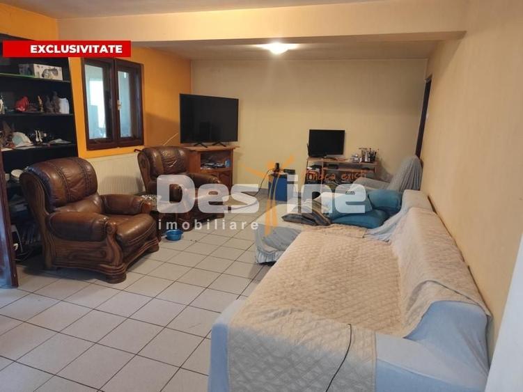 Casă individuală cu 6 camere cu Canalizare în Poiana Câmpina