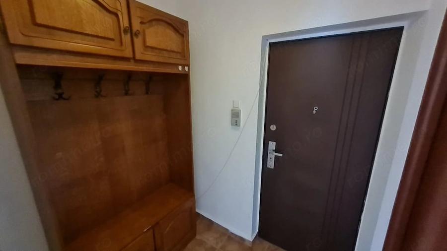 Apartament cu 3 camere decomandat în Griviței