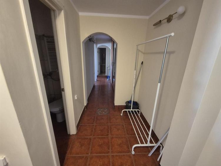 Apartament cu 3 camere în Tolstoi