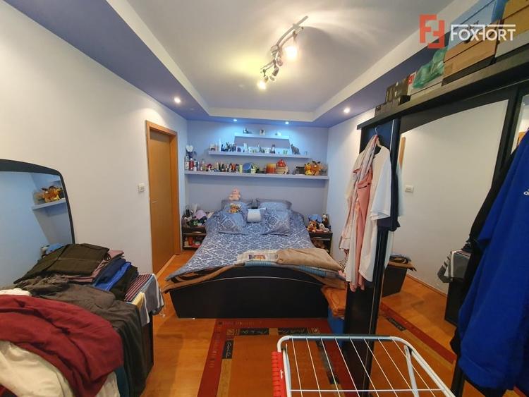 Apartament cu 3 camere semidecomandat în Kiriac