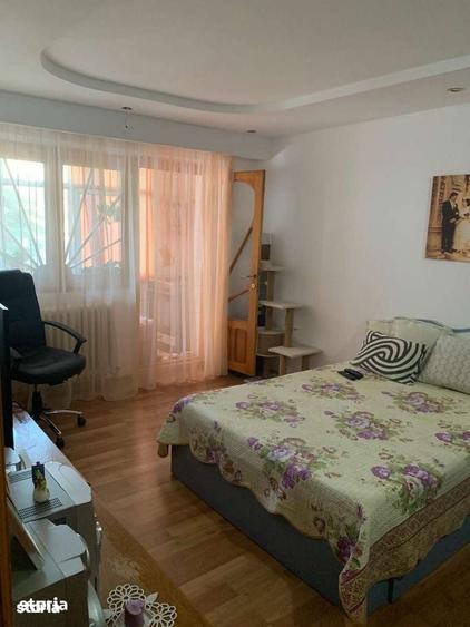 Apartament cu 4 camere în Brăilița