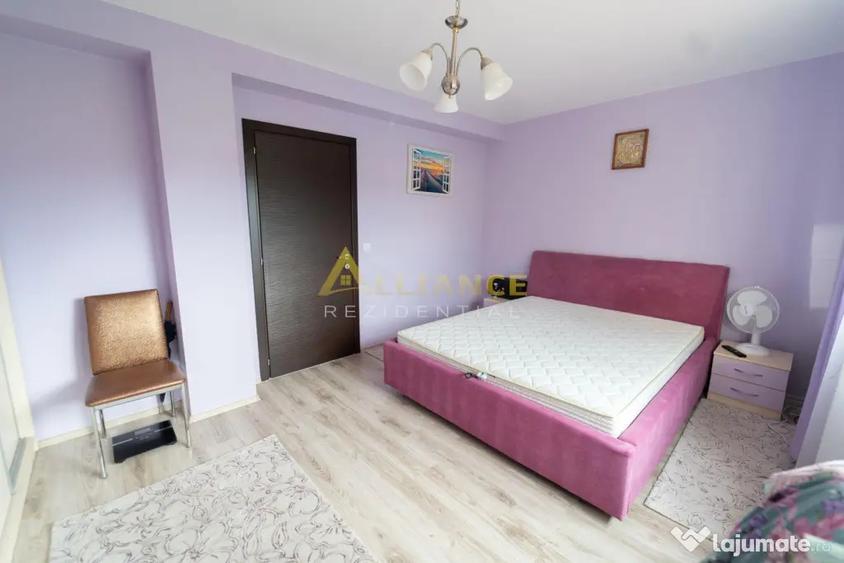 Casă cu 4 camere cu Piscina în Splaiul Unirii