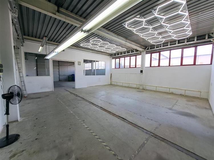 Spațiu comercial, de 270 mp, în Mărăști