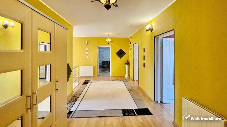 Casă individuală cu 6 camere cu Piscina în Zorilor