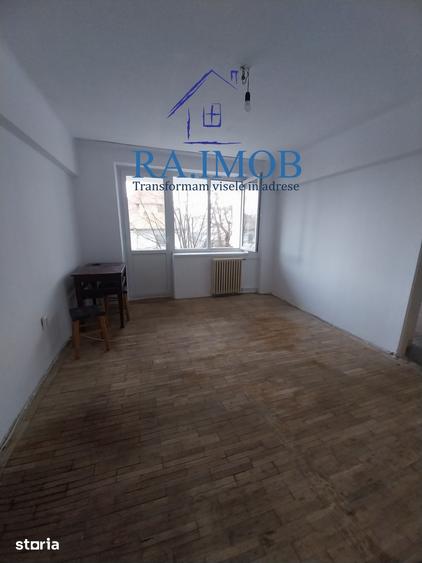 Apartament cu 2 camere semidecomandat în Ultracentral