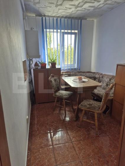 Apartament luminos cu 3 camere | Florilor | Parcare ?i Boxa - 4