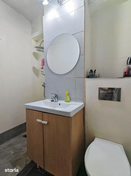 Apartament cu 3 camere semidecomandat în Ultracentral
