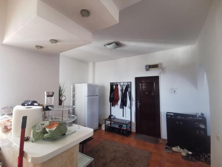 Apartament cu 2 camere, mobilat în Cișmigiu