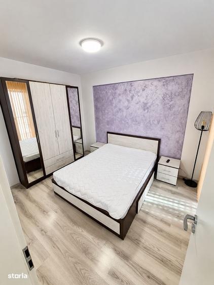 Apartament cu 2 camere semidecomandat în Craiovița Nouă
