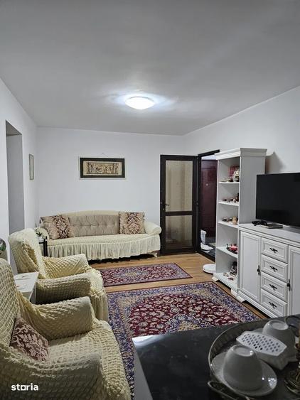 Apartament cu 2 camere decomandat, mobilat în Drumul Taberei — fotografia 1