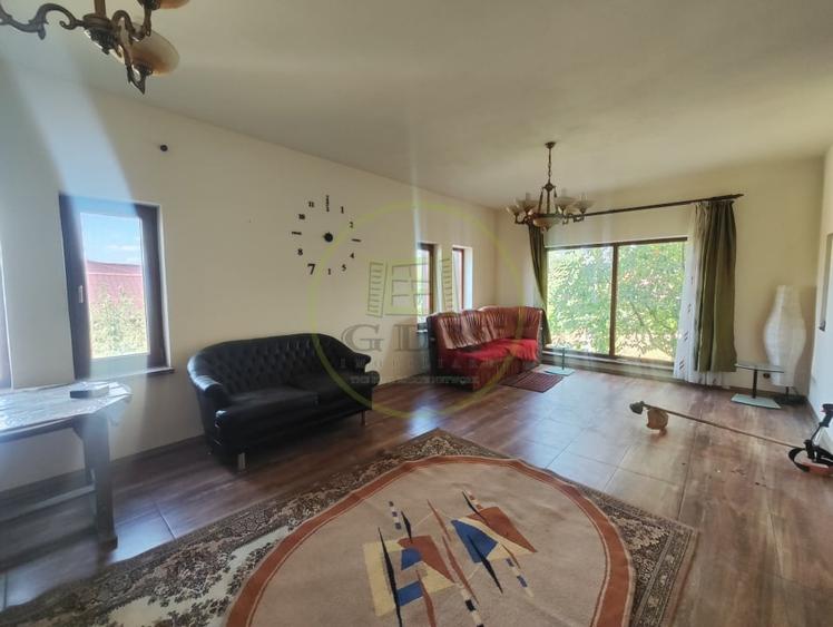 Casă individuală cu 2 camere cu Teren 292 Mp în Ghercești