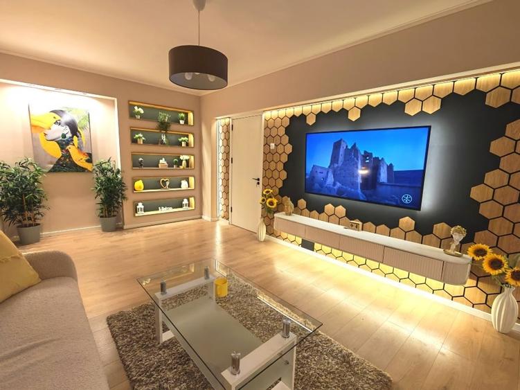 Apartament cu 2 camere semidecomandat în Tineretului