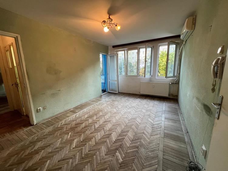 Apartament cu 2 camere semidecomandat în Iancului