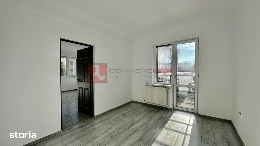 Spațiu comercial, de 884 mp, în Astra