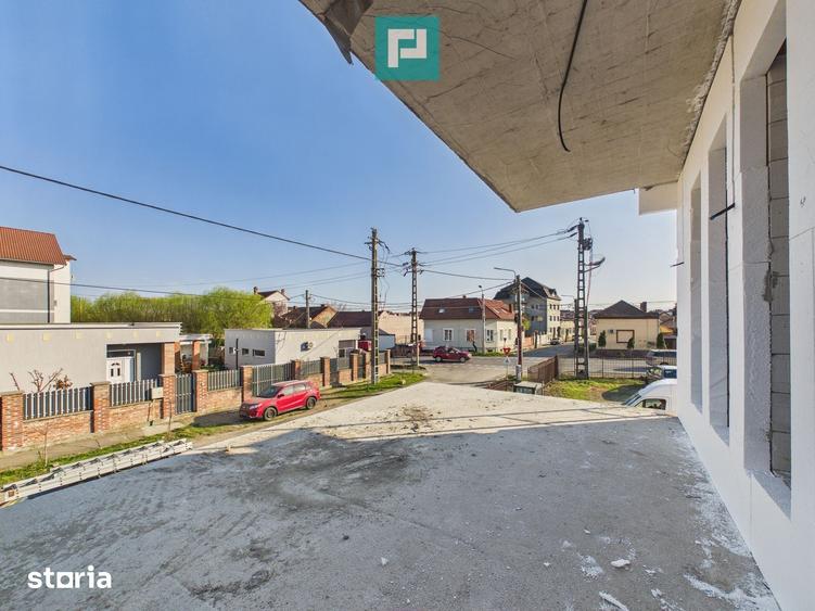 Casă cu 6 camere cu Teren 464 Mp în Pârneava