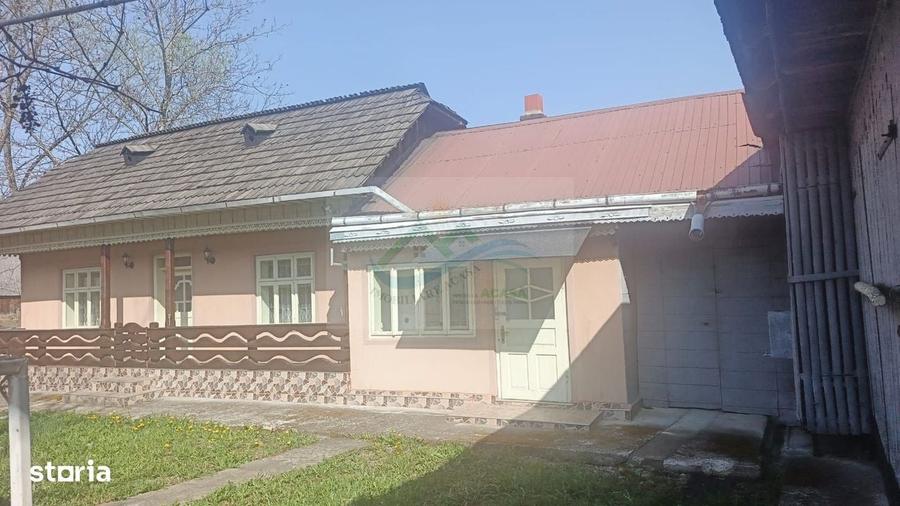 Casă cu 3 camere în Drăgoiești