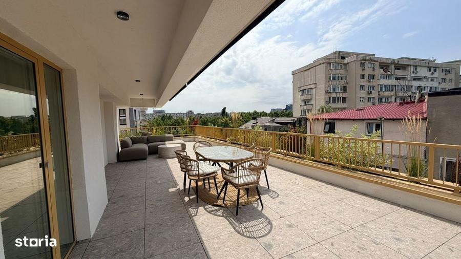 Apartament cu 3 camere în Unirii