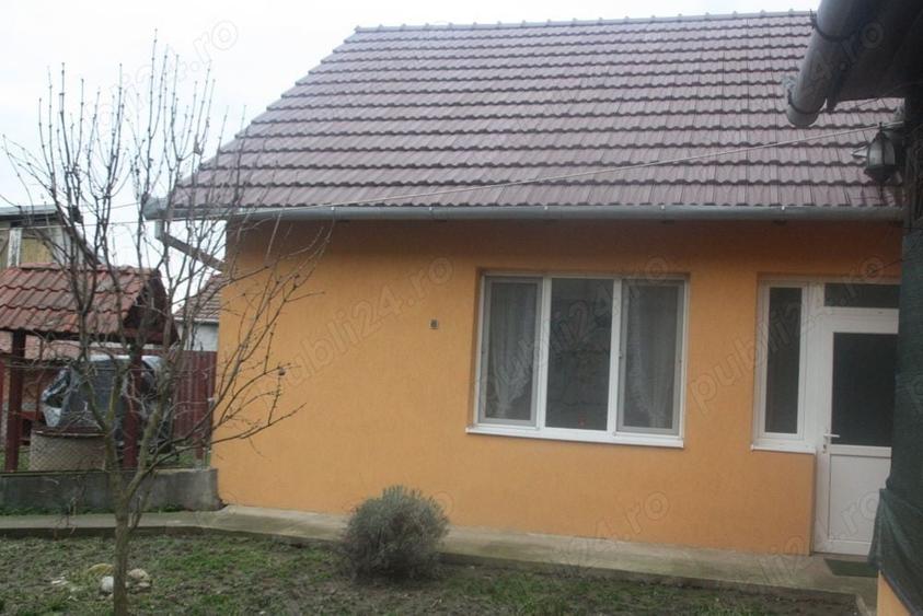 Casă cu 3 camere cu Teren 1128 Mp în Pustiniș