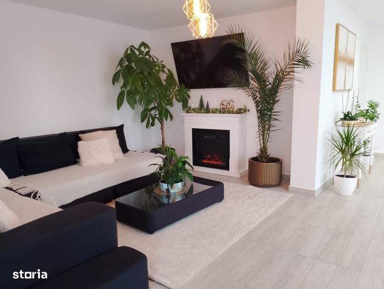 Casă cu 4 camere în Central