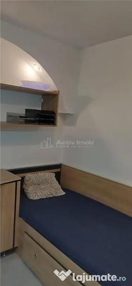Apartament cu 4 camere decomandat în Bartolomeu