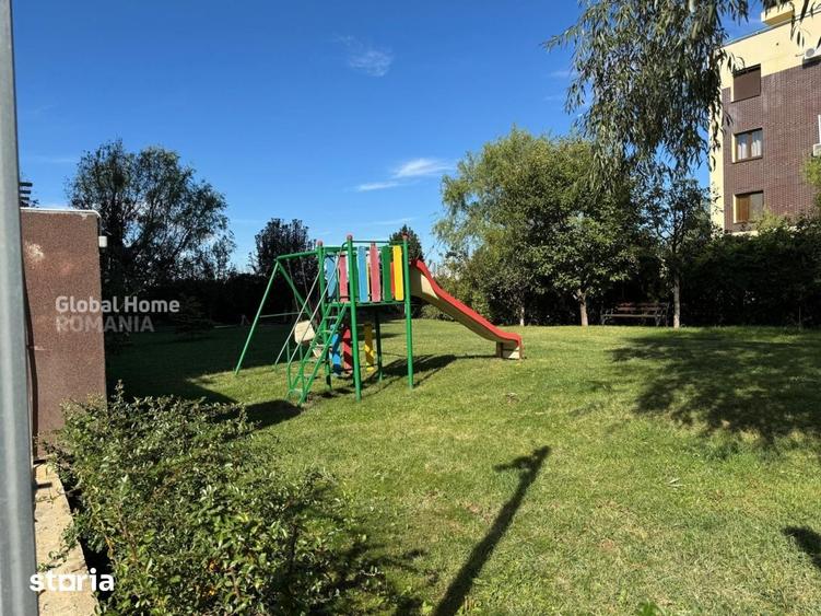 Apartament cu 3 camere semidecomandat în Corbeanca