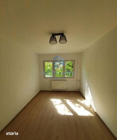 Apartament cu 3 camere, mobilat în Berceni
