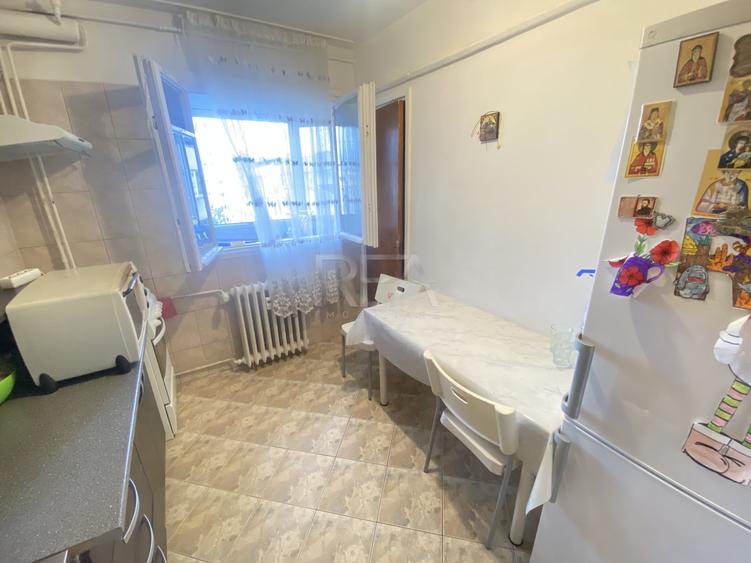 Apartament cu 2 camere decomandat, mobilat în Rahova