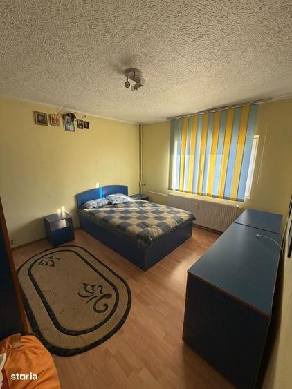 Vanzare apartament 3 camere zona 13 septembrie - 9
