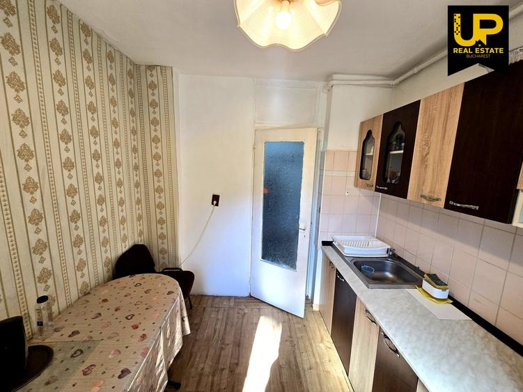 Apartament cu 3 camere decomandat, mobilat în Sălaj