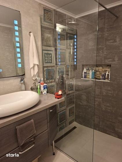 Casă cu 3 camere cu Teren 80 Mp în Central
