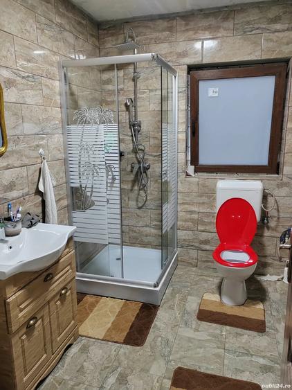 Casă cu 5 camere cu Teren 500 Mp în Central