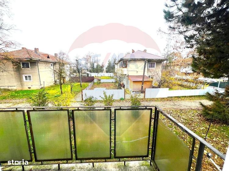 Apartament cu 3 camere decomandat, mobilat în Răcăciuni