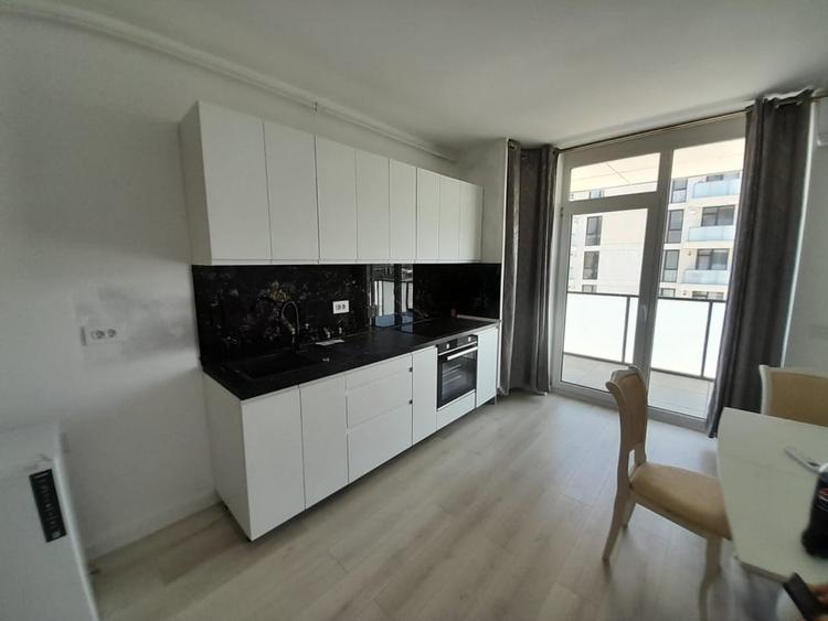 Apartament cu 2 camere decomandat, mobilat în Centura