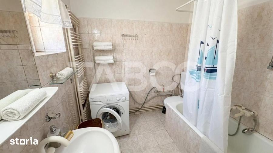 Casă cu 3 camere cu Teren 75 Mp în Roșia