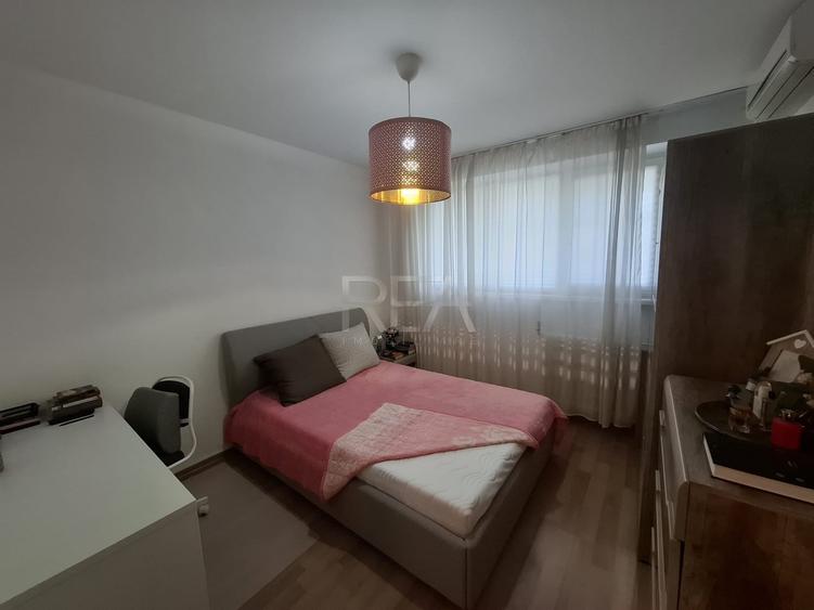 Apartament cu 3 camere decomandat, mobilat în Drumul Taberei