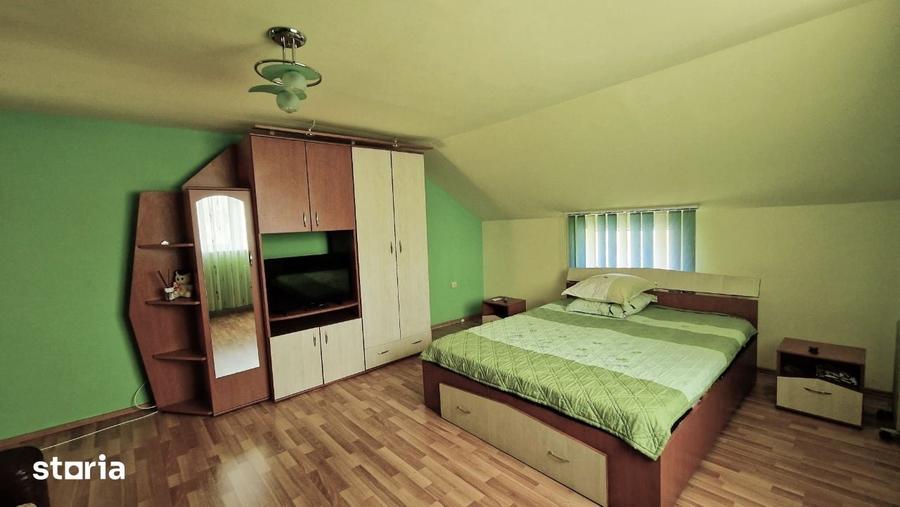 Casă cu 5 camere cu Teren 1500 Mp în Valea Mare