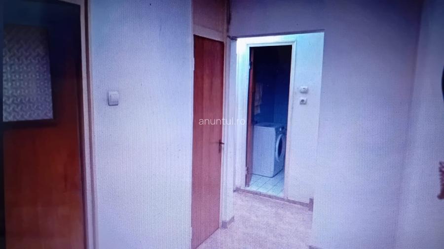 Apartament cu 2 camere decomandat în Iancului