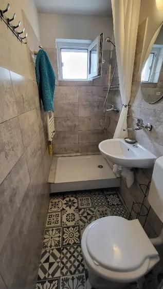 Garsonieră decomandată în Central
