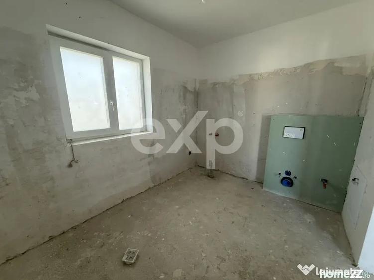 Casă cu 5 camere cu Teren 392 Mp în Miroslava