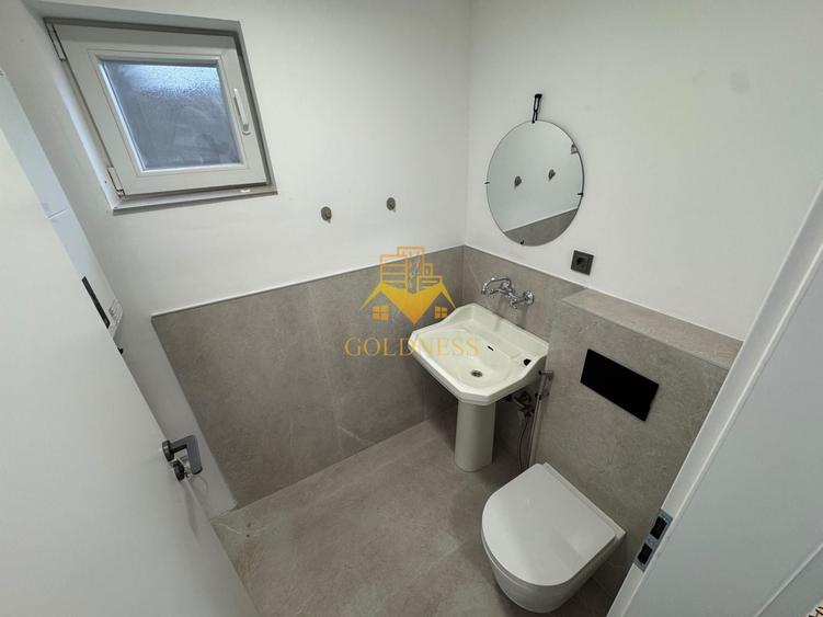 Apartament cu 3 camere semidecomandat, mobilat în Între Lacuri
