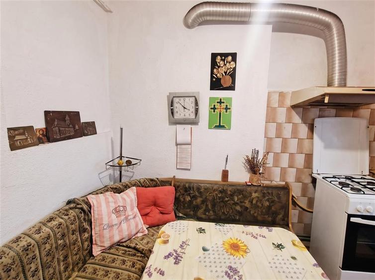 Apartament cu 2 camere circular, mobilat în Central
