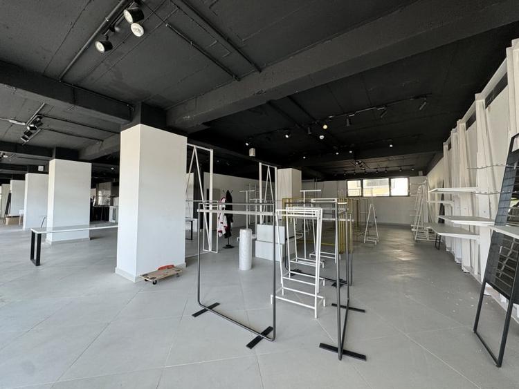 Spațiu comercial, de 185.5 mp, în Dâmbul Rotund