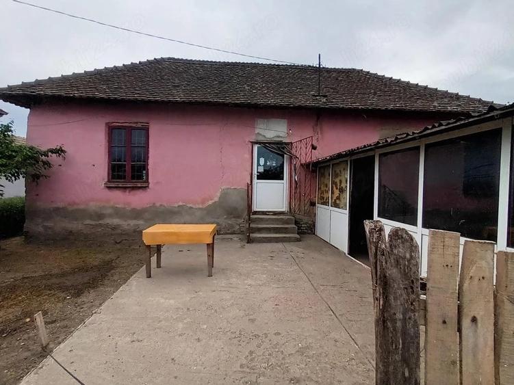 Spațiu comercial, de 44 mp, în Piscu Vechi