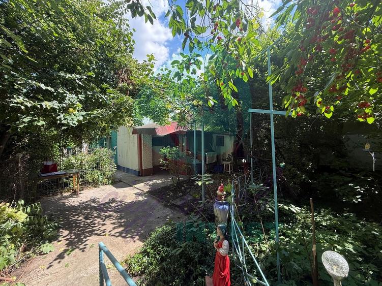 Casă individuală cu 2 camere cu Canalizare în Pache Protopopescu