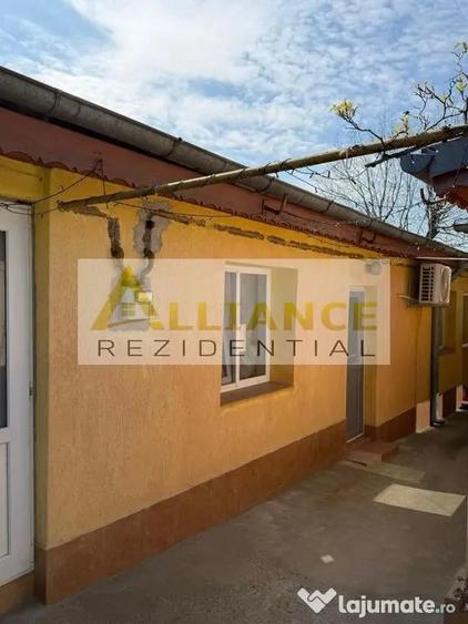 Casă cu 5 camere cu Teren 754 Mp în Cățelu