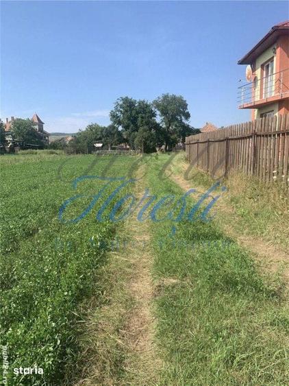 Teren de 700 mp, în Gilău