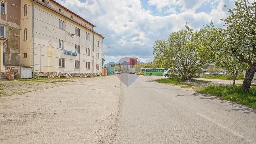 Birou, de 1,011 mp, în Uzina 2