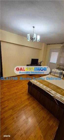 Apartament cu 3 camere semidecomandat în Titan