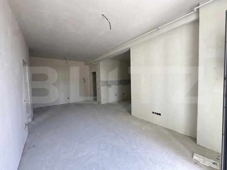 Apartament cu 2 camere semidecomandat în Mărăști